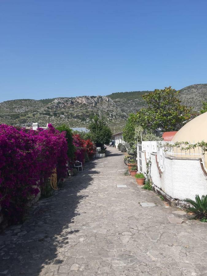 Casa Susy Bouganville 400 mt dal mare Sperlonga Esterno foto